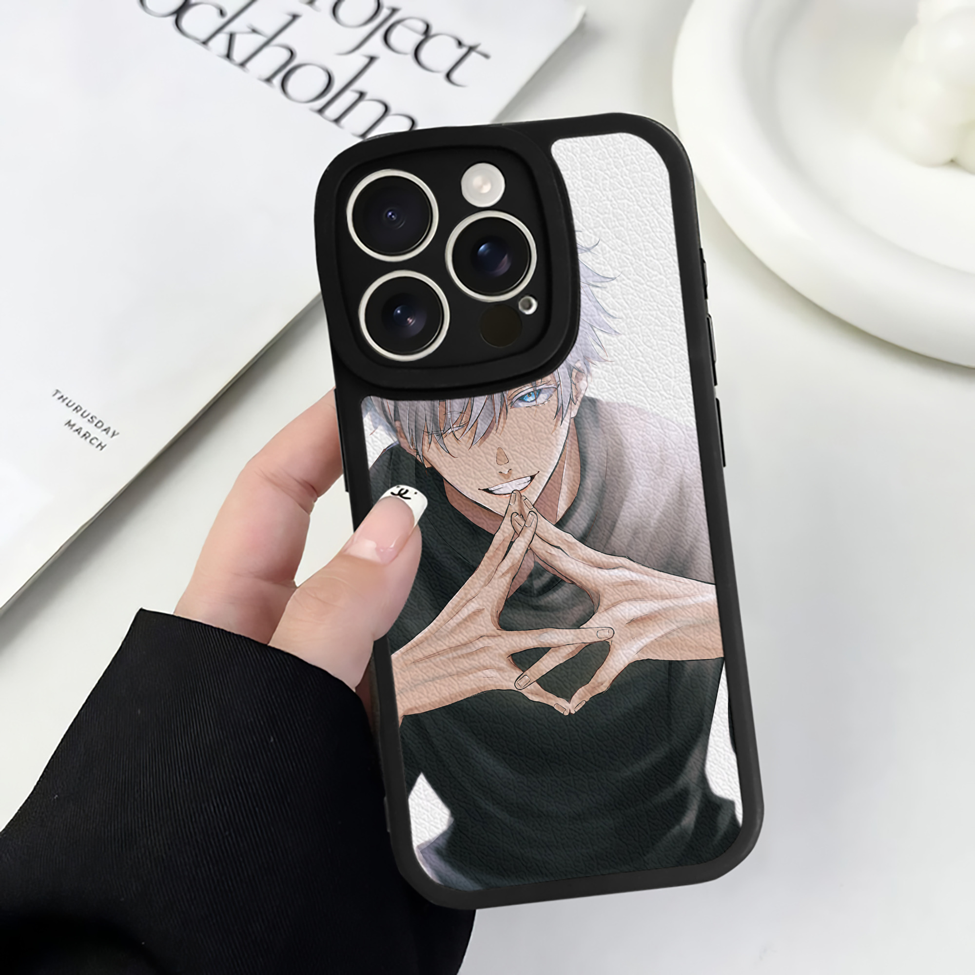 （画像用） 呪術廻戦 Jujutsu Kaisen 【iPhone 16シリーズ対応】シリコンスマホケース（レザー調） 材質：シリコン